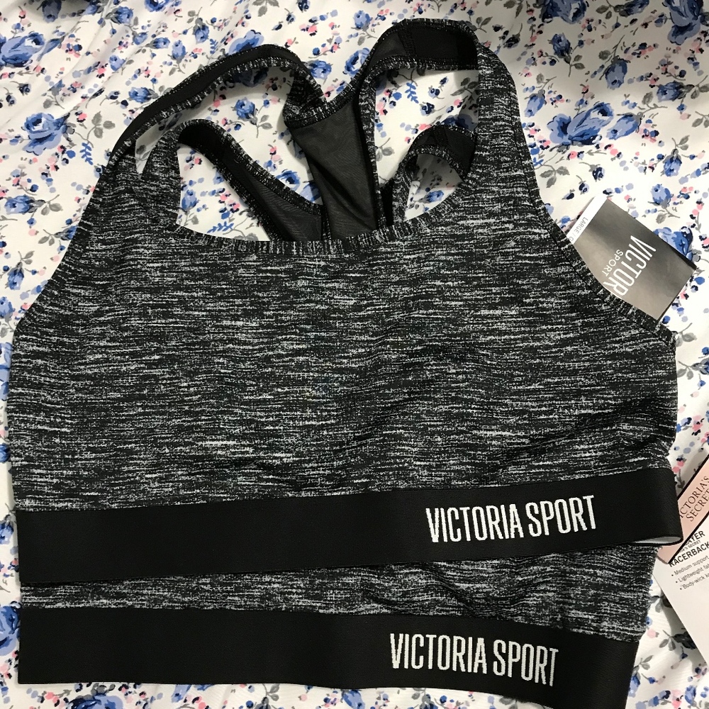 Victoria racerback sport bra